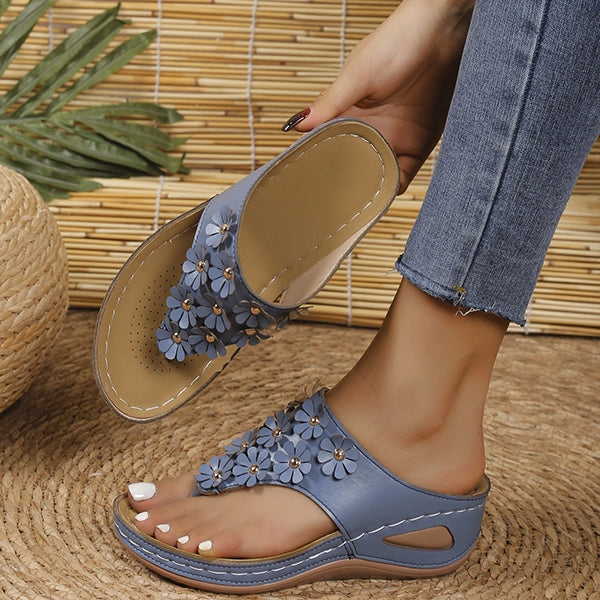 😍Last Day 70% OFF😍-Womens Comfy Leather Floral Decor Soft Sole Wedge Sandals